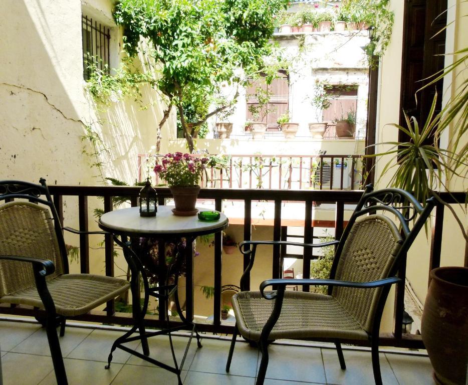 Madonna Studios Chania  Room photo
