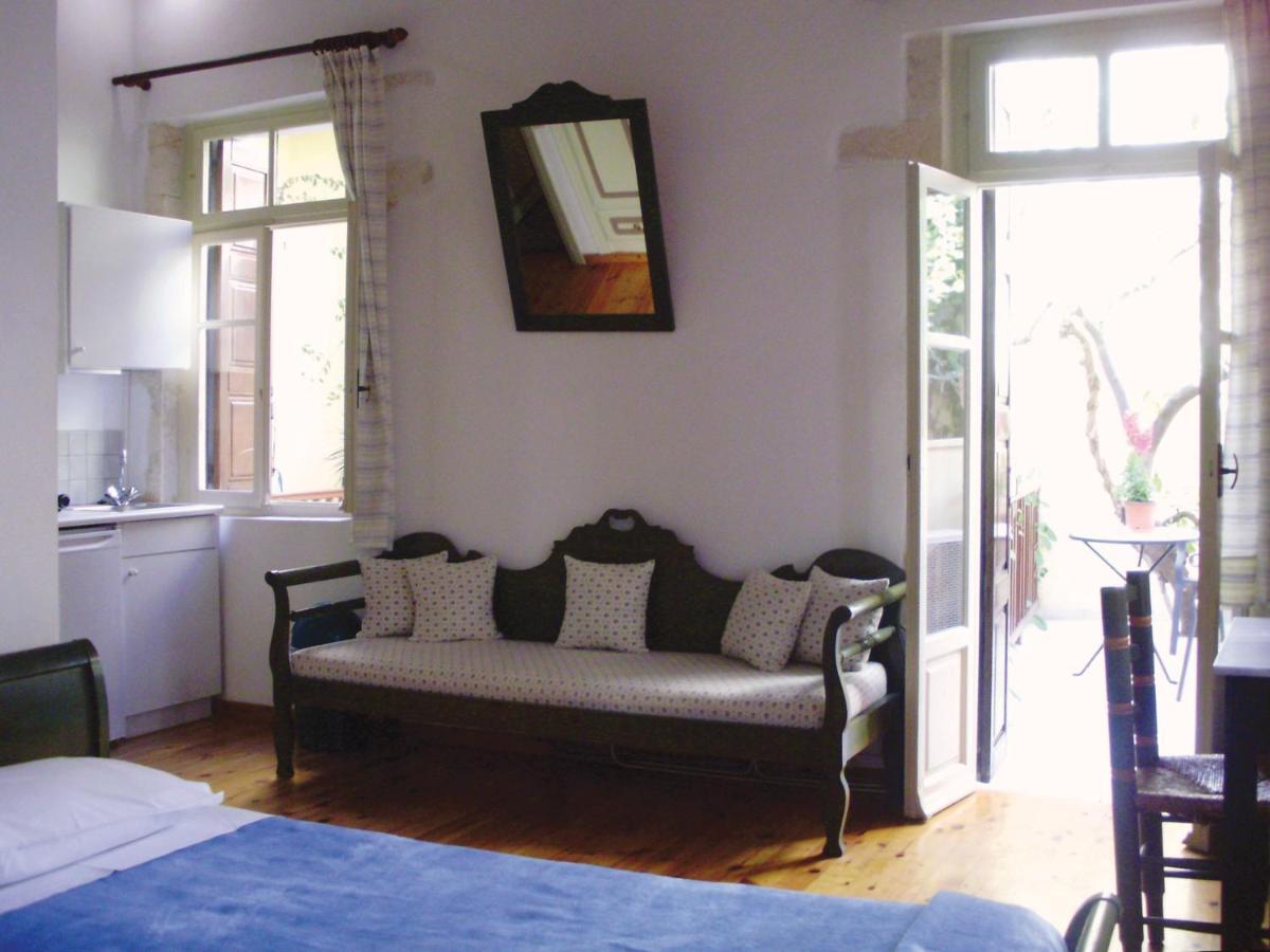 Madonna Studios Chania  Room photo